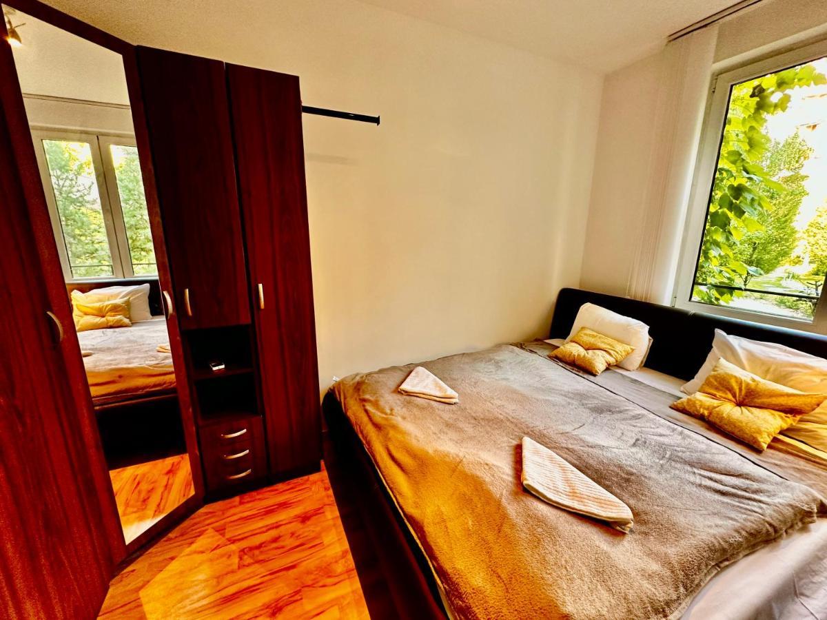 Zoe Apartman Budapest Luaran gambar