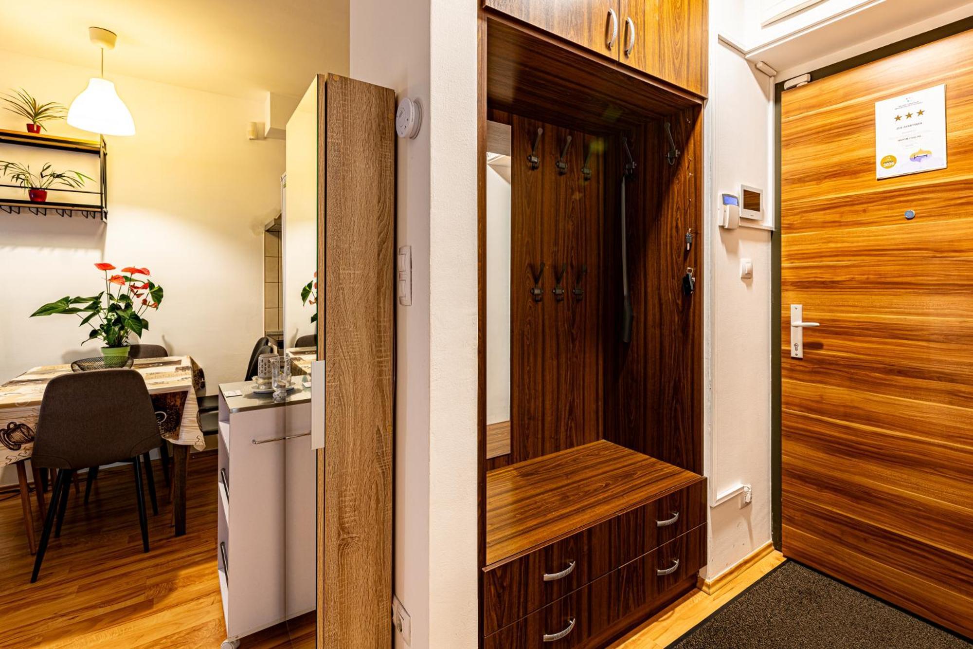 Zoe Apartman Budapest Luaran gambar