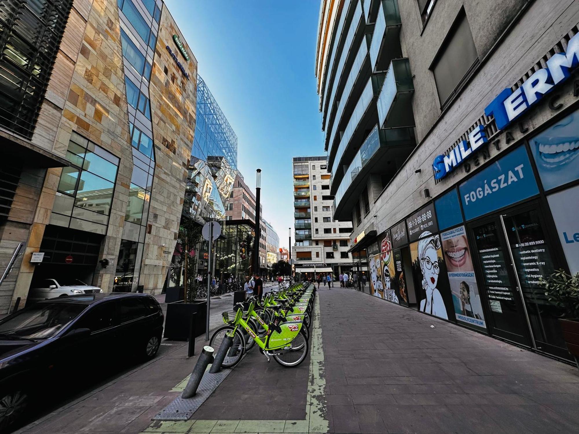 Zoe Apartman Budapest Luaran gambar